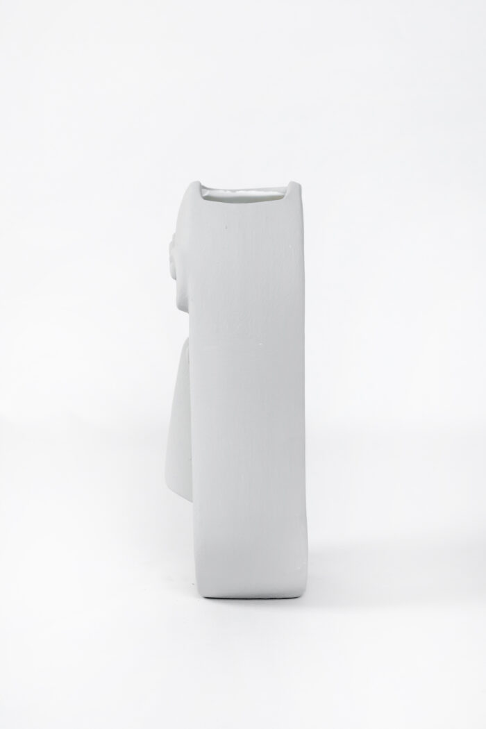 KatBlack20250163 - Image 2